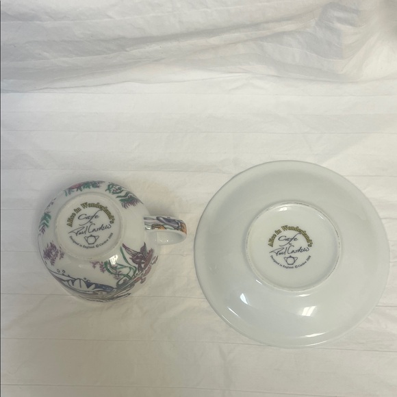 2008 Paul Cardew Alice in Wonderland Teacup and Saucer - Picture 4 of 9